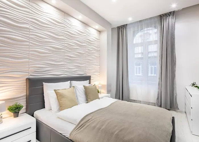 Cozy & Central With 2-bedroom Budapeste