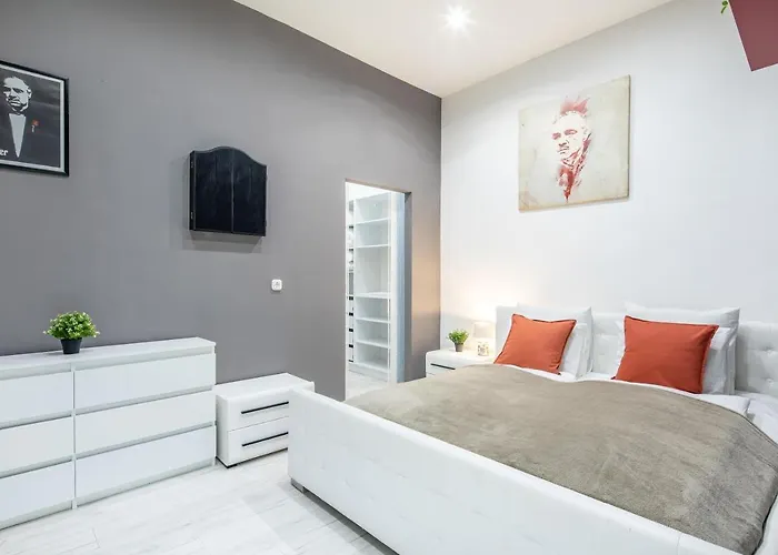 Cozy & Central With 2-bedroom * Budapeste
